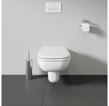 Badezimmer mit wandhängendem WC, Betätigungsplatte, Toilettenbürste und Toilettenpapierhalter