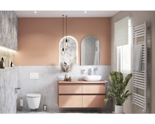 Modernes Badezimmer mit Waschtischunterschrank, Spiegelschrank, Toilette und Heizkörper