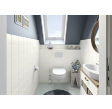 Modernes Badezimmer mit Dachfenster, Waschbeckenunterschrank und Toilette