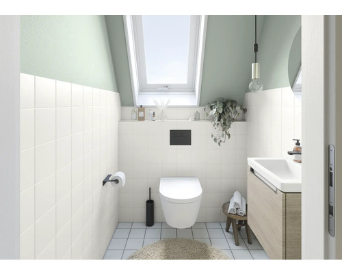 Modernes Badezimmer mit Dachfenster, Toilette, Waschtisch und weißen Fliesen