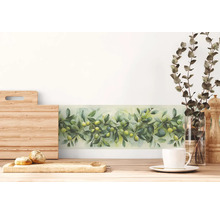 Küchenszene mit Dekoration und Wandbordüre mit Olivenmotiv