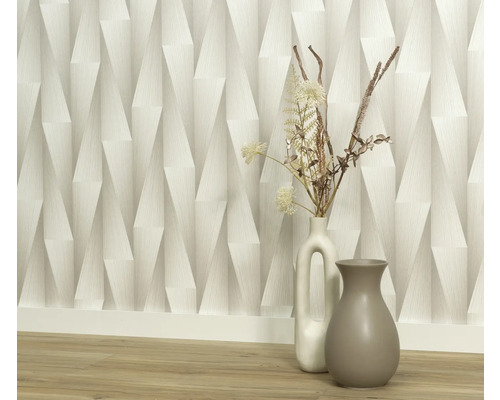 Raumansicht mit dreidimensionaler Tapete und Dekorationsvasen