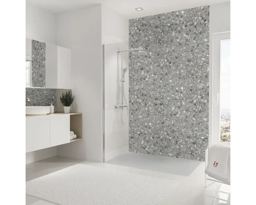 Modernes Badezimmer mit Dusche, Waschtisch und großformatigen Fliesen