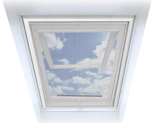 Dachfenster mit Insektenschutzgitter zur Insektenabwehr