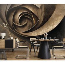 Esszimmer mit Esstisch, Stühlen, Kommode und gemusterter Tapete