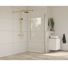 Badezimmer mit Duschabtrennung, Duscharmatur und Waschtisch