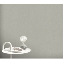 Nahaufnahme einer Textiltapete an einer Wand