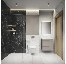 Modernes Badezimmer mit Dusche, Toilette, Waschbeckenunterschrank, Spiegelschrank und Marmoroptik