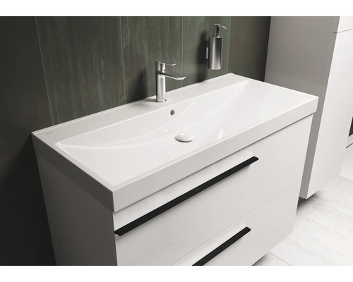 Waschtisch mit Unterschrank, Armatur und Seifenspender