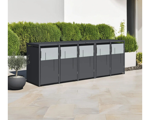 Mülltonnenbox für drei Mülltonnen auf einer Terrasse