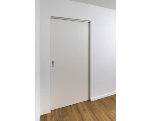 Weiße Schiebetür in einer modernen Wohnung