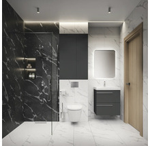 Modernes Badezimmer mit Marmorfliesen, Dusche, Waschtisch, Toilette und Spiegel