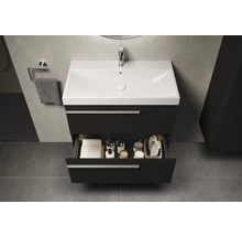 Waschtisch mit offenem Schubladen-System im Badezimmer