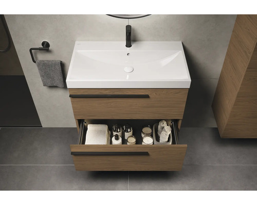 Waschtischunterschrank mit offenem Schubfach im Badezimmer