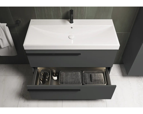 Waschtischunterschrank mit offenem Schubfach im Badezimmer