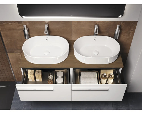 Badezimmer mit Doppelwaschtisch, Unterschrank mit Schubladen und Aufsatzwaschbecken