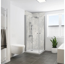 Modernes Badezimmer mit Duschkabine, Toilette und Heizkörper