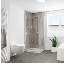 Badezimmer mit Duschkabine, Toilette und Heizkörper