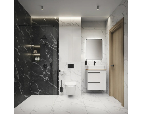 Modernes Badezimmer mit Dusche, Toilette, Waschbecken und Spiegel