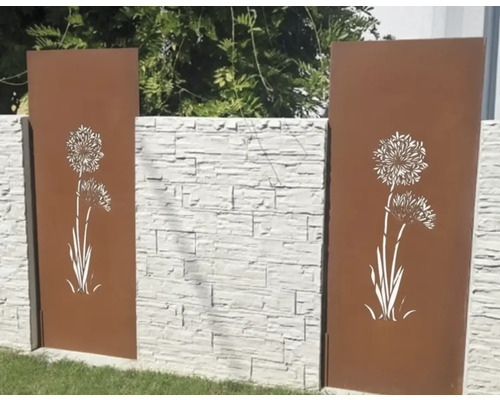 Dekorative Sichtschutzelemente aus Metall mit Löwenzahn-Design als Gartenzaun