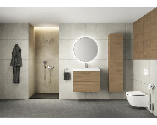 Modernes Badezimmer mit Dusche, Waschtisch mit Spiegel, Hängeschrank und Toilette