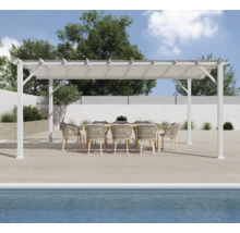 Szene mit einer weißen Pergola, einem Esstisch und Stühlen am Pool