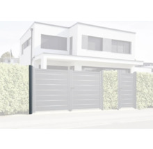 Pfosten einer Zaunanlage vor einem Wohnhaus