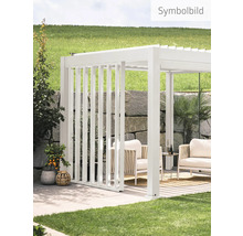 Pergola mit Sitzgruppe im Garten