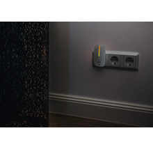 Nachtlicht mit Bewegungsmelder in Steckdose