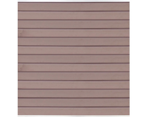 Holzverkleidung mit horizontalen Brettern