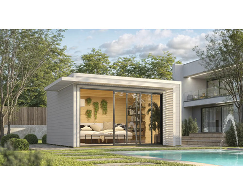 Modernes Gartenhaus mit Schiebetüren und komfortabler Inneneinrichtung neben einem Pool