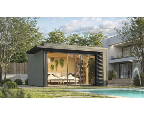 Modernes Gartenhaus aus Holz mit Schiebetüren neben einem Pool