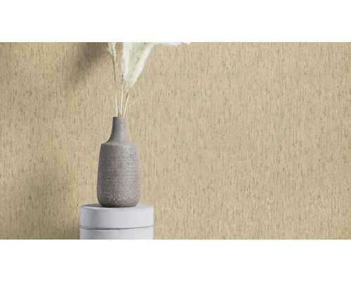 Beige Vliestapete mit linearem Muster und Vase als Dekoration