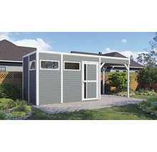 Gartenhaus mit Überdachung und Fenster auf gepflastertem Untergrund