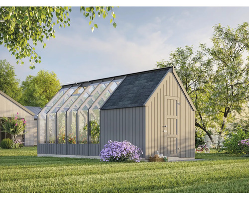 Gewächshaus mit Glasfront und Holztür im Garten.