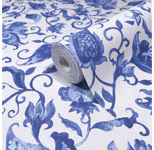 Tapetenrolle mit Blumenmuster