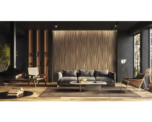 Wohnzimmer mit Wandpaneelen, Sofa, Sessel und Kamin