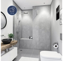 Modernes Badezimmer mit Dusche, Waschbecken, Toilette und Dekoration