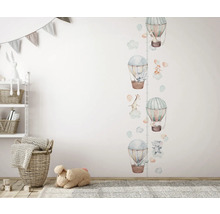 Kinderzimmer mit Wandtattoo Höhenmesser mit Heißluftballons und Tieren