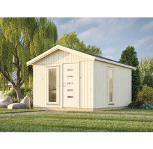 Gartenhaus mit Holzwänden, Fenstern und Tür im Garten