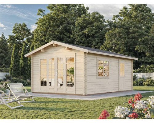 Gartenhaus aus Holz mit Fenstern und Türen im Garten