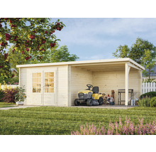 Holzgartenhaus mit Doppeltür und Rasentraktor im Garten