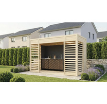 Outdoor-Küche mit Holzrahmen und Arbeitsplatte im Garten