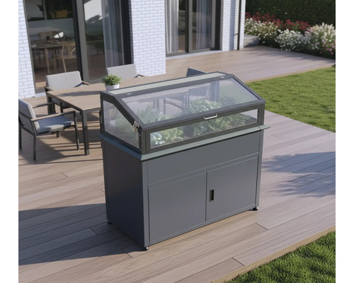 Hochbeet mit Unterschrank auf einer Terrasse