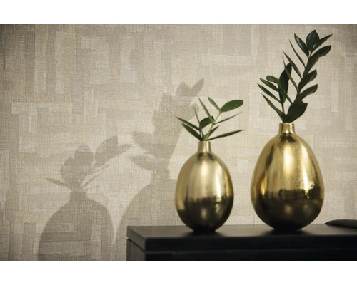 Dekorative Tapete mit zwei Vasen und Pflanzen auf einem Schrank