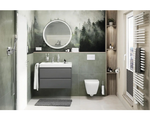 Modernes Badezimmer mit Waschtisch, Spiegel, Toilette und Heizkörper.