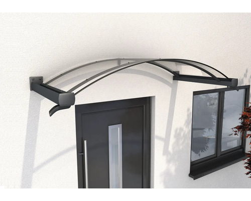 Türvordach aus Polycarbonat über einer Haustür