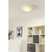 Deckenleuchte im Interieur