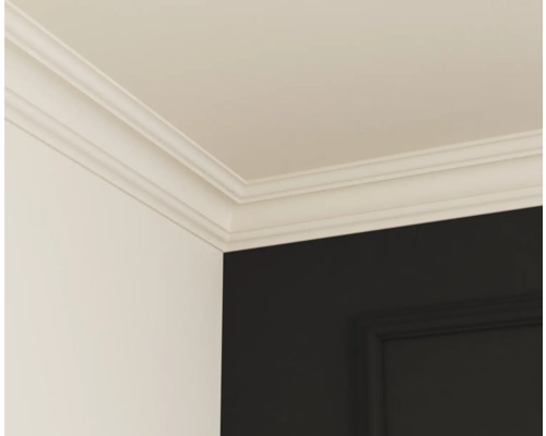 Zimmerdecke mit Zierleisten