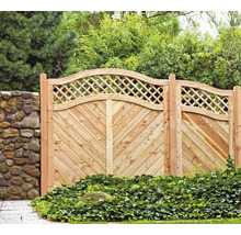 Holzzaun mit diagonaler Maserung und Lattenrost